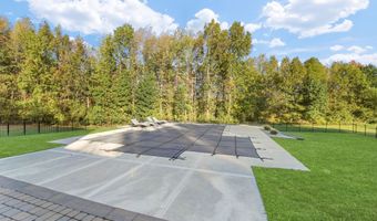 9 WOODFIELD Ln, Allentown, NJ 08501