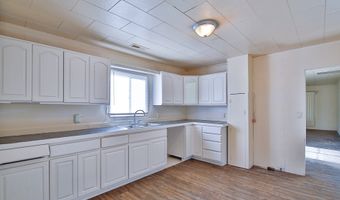 49801 HIGHWAY 242, Broadbent, OR 97414