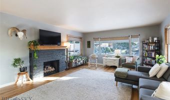 1232 N 8th Ave, Bozeman, MT 59715