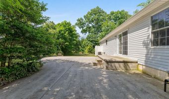 1 CARMEN Dr, Cape May Court House, NJ 08210