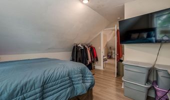 40 Falmouth St, Attleboro, MA 02703