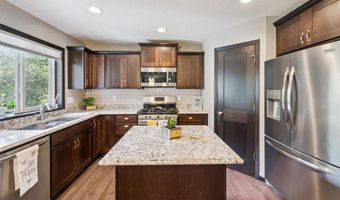 13715 Grafton Ct, Apple Valley, MN 55124