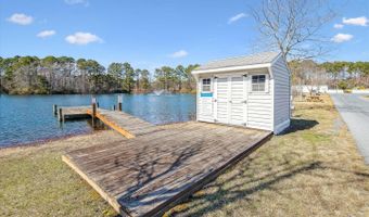 8801 BAY RIDGE Dr, Berlin, MD 21811