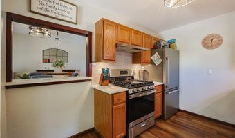 8 Lawrence St, Cumberland, RI 02864