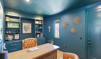 2100 Golfview Dr, Auburn, IN 46706