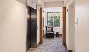 175 Lithia Way 200, Ashland, OR 97520