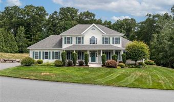 31 Bourque Rd, Cumberland, RI 02864