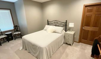 2201 7th St NW C, Austin, MN 55912