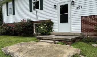 301 T Estes Rd, Beattyville, KY 41311