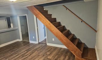 6422 PICKETT St, Alexandria, VA 22306
