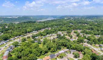 279 Kinsman Ct, Delhi, OH 45238