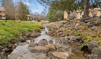 103 Pebble Creek Dr, Asheville, NC 28803