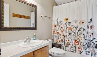 20474 N Main St, Carey, ID 83320