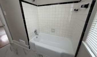 14828 Euclid Ave, Allen Park, MI 48101