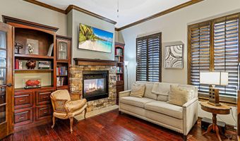 417 Willow Glen Dr, El Paso, TX 79922