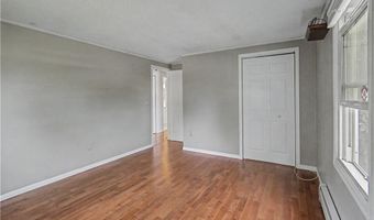 118 Duchess Rd, Cumberland, RI 02864