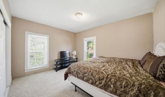912 Greene St, Adel, IA 50003