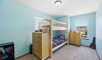 16820 Sheehan Rd, Basehor, KS 66007