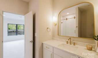 1807 Arnold Dr, Charlotte, NC 28205