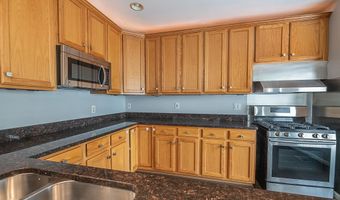 24635 KINGS CANYON Sq, Aldie, VA 20105