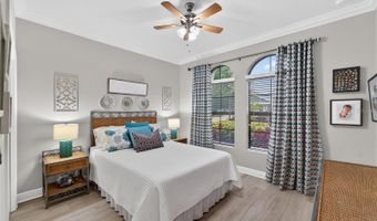 7020 OLD BENTON Dr, Apollo Beach, FL 33572