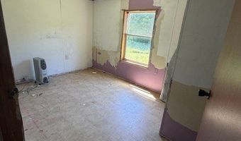 101 Harvey St, Annona, TX 75550