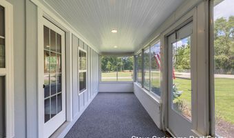 7628 Warner St, Allendale, MI 49401