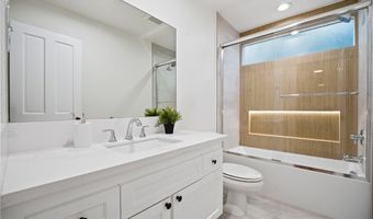 29950 Rolling Ridge Dr, Agoura Hills, CA 91301