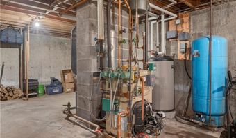 124 Benedict Rd, Burrillville, RI 02830