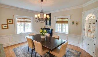 1210 McKinley Blvd, Alton, IL 62002