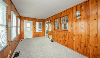 171 Nursery Rd, Anderson, IN 46012