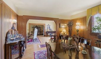 33 Sunset Dr, Anniston, AL 36207