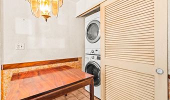 287 Mananai Pl 48A, Honolulu, HI 96818