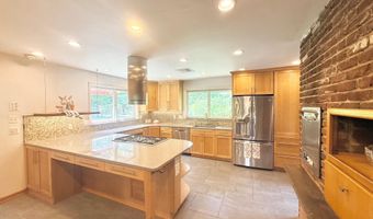 6819 SELKIRK, Bethesda, MD 20817