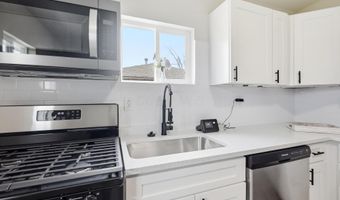 806 Josephine Ave, Columbus, OH 43204