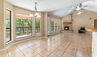 269 Wood Vly, Adkins, TX 78101