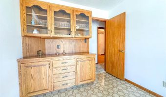 2124 D Ave E, Bismarck, ND 58501
