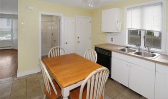 25 Annandale Rd, Newport, RI 02840