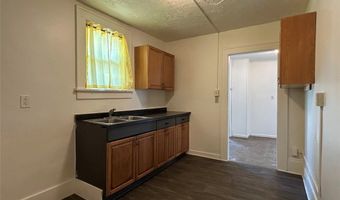 1392 Hart St, Akron, OH 44306
