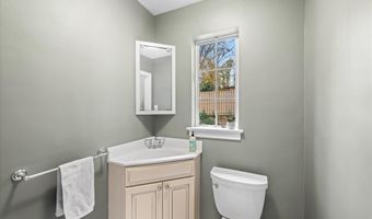 4820 LINNEAN Ave NW, Washington, DC 20008