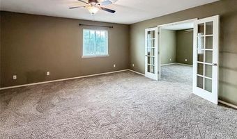 2114 Oakglen Dr, Ardmore, OK 73401