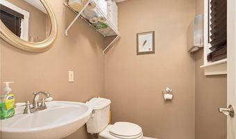 15 Thomas St, North Providence, RI 02911