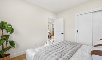 22 Garden Rd, Alameda, CA 94502