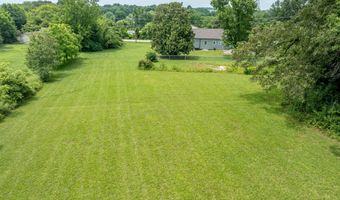 957 W Hunt Rd, Alcoa, TN 37701