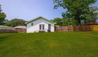 1032 Virginia Ave, Bauxite, AR 72011