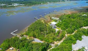 1382 Eden Rd, Awendaw, SC 29429