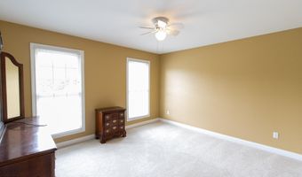 915 Woods Run Rd, Bardstown, KY 40004