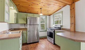 10 Hamilton Hl, Glocester, RI 02829