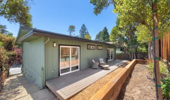 517 Sumner Ave, Aptos, CA 95003