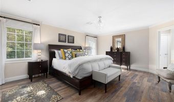 470 Sylvan Ct, North Kingstown, RI 02874